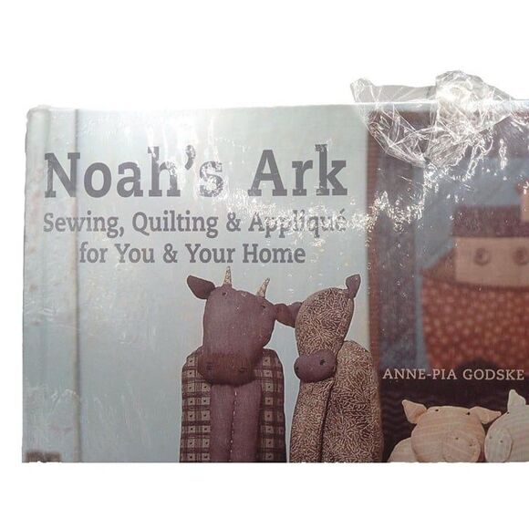 Noah's Ark: Sewing, Quilting & Applique, For You & Your Home Rasmussen Hardcover - Picture 2 of 9